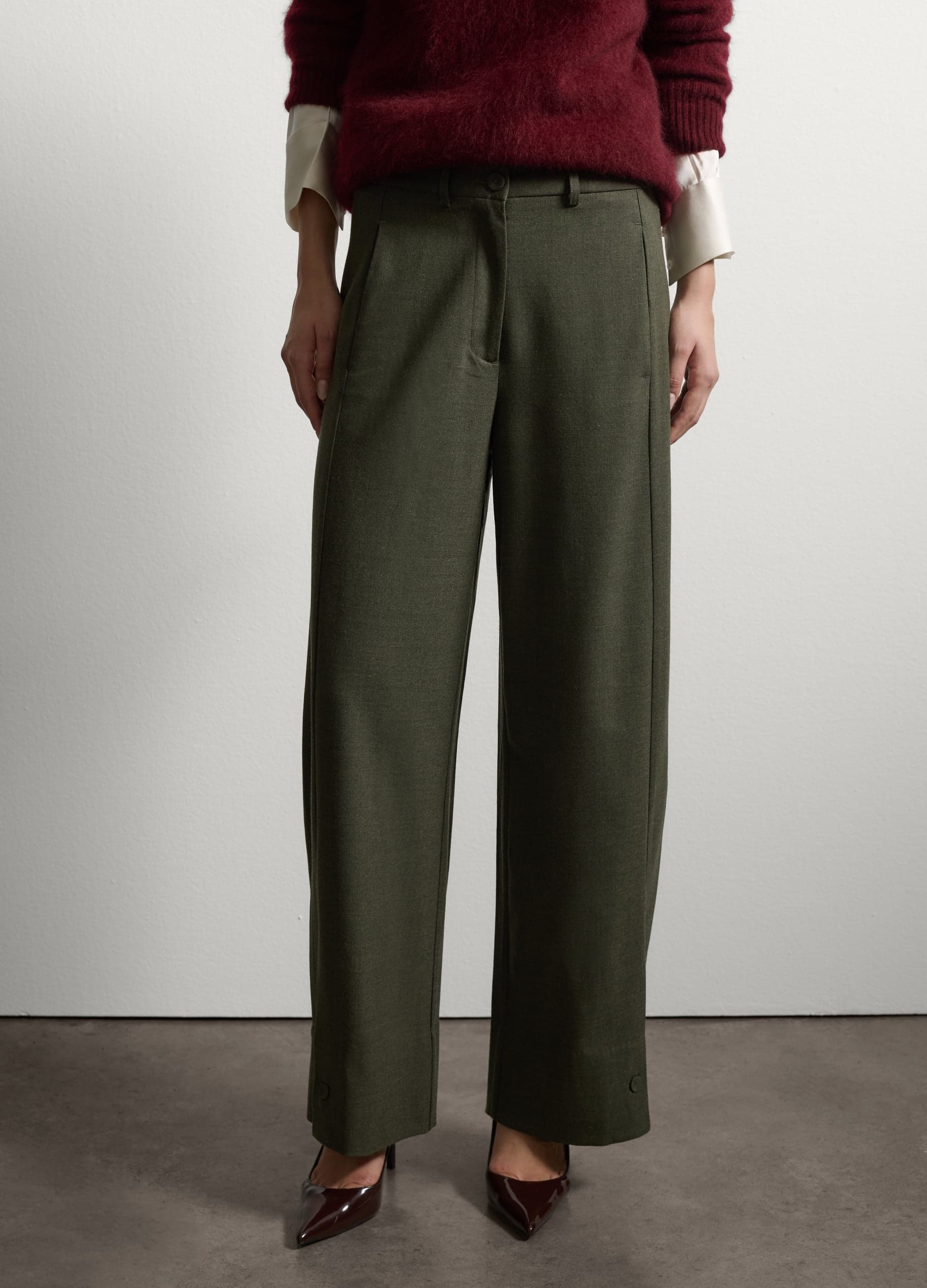 Pantaloni verdi in lana e viscosa elasticizzato straight fit | Stefanel Pantaloni verdi in lana e viscosa elasticizzato straight fit - 1 | Stefanel