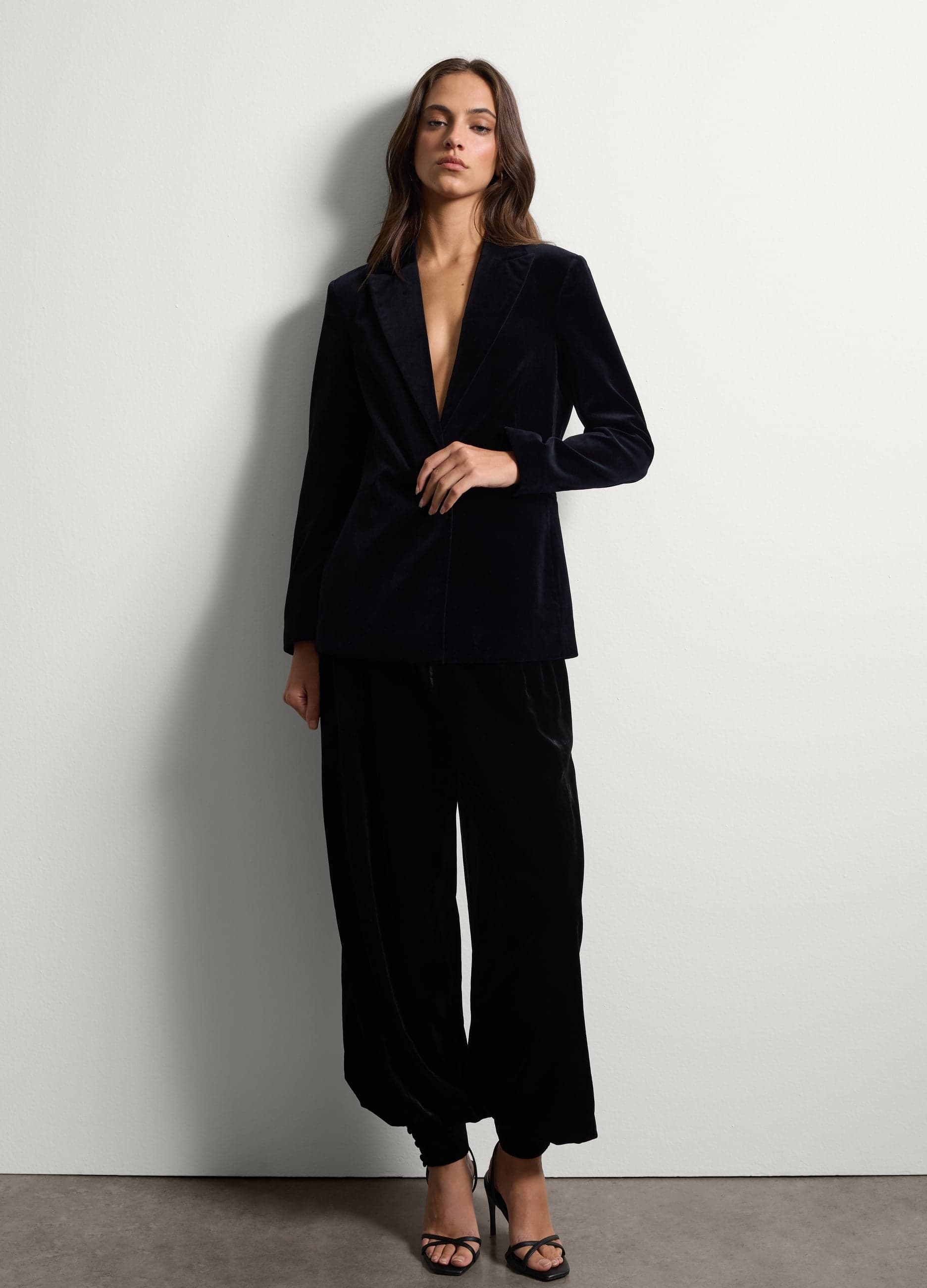 Velvet blazer nero regular fit in puro cotone con rever classico | Stefanel Velvet blazer nero regular fit in puro cotone con rever classico - 1 | Stefanel