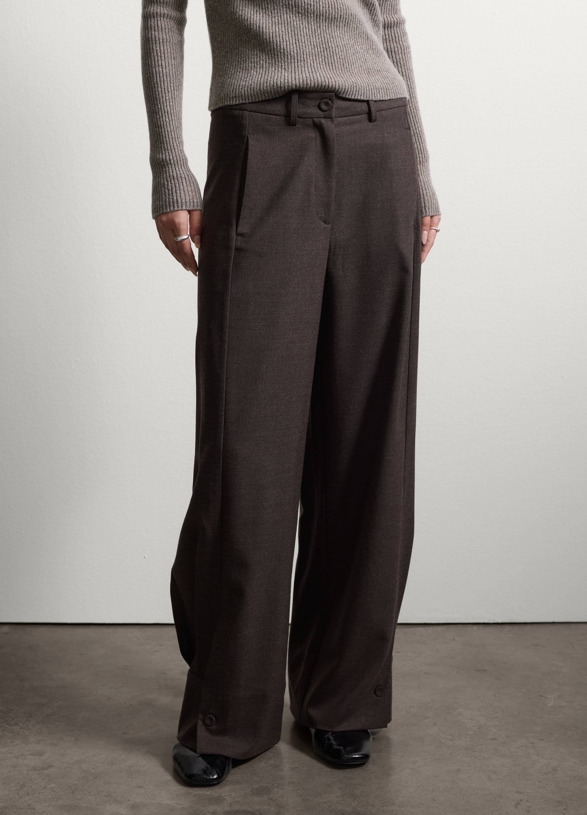 Pantaloni marroni in lana e viscosa elasticizzato straight fit | Stefanel Pantaloni marroni in lana e viscosa elasticizzato straight fit - 1 | Stefanel
